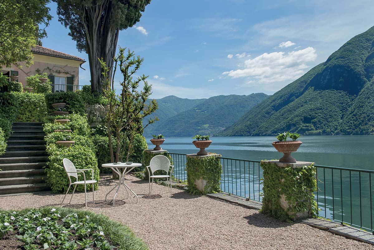 Sole 3403 Armchair-Contract Furniture Store for hospitality, leisure & commercial projects