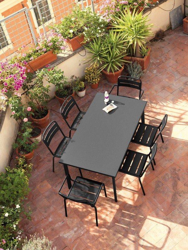 Star Dining Table