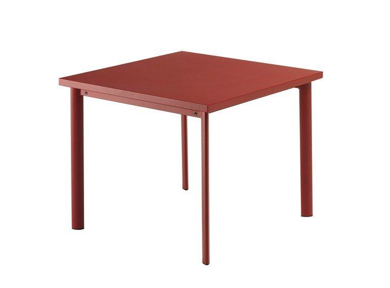 Star Dining Table