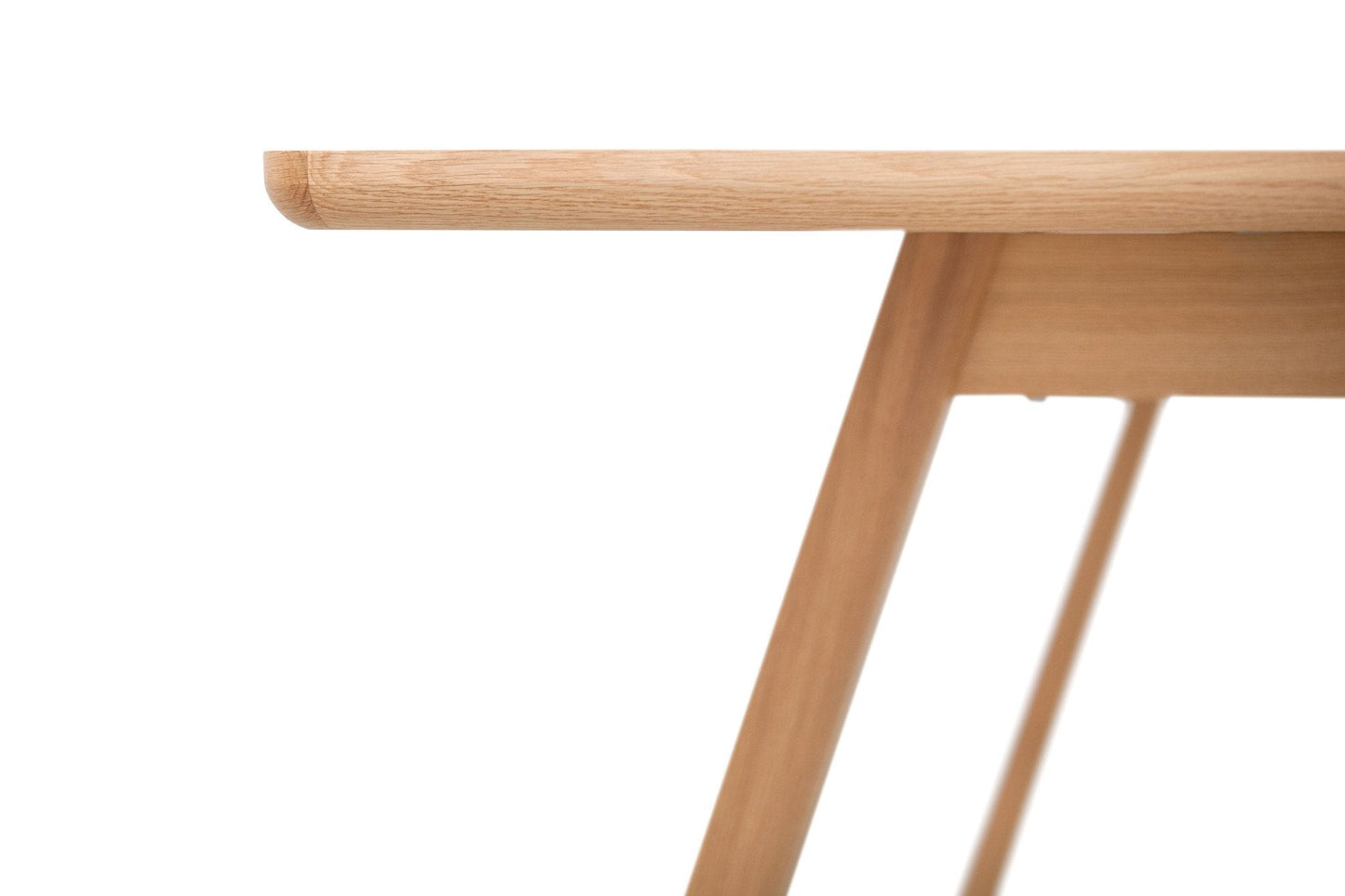 Stelvio Dining Table
