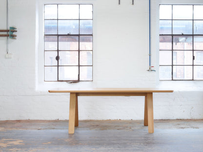 Stelvio Dining Table