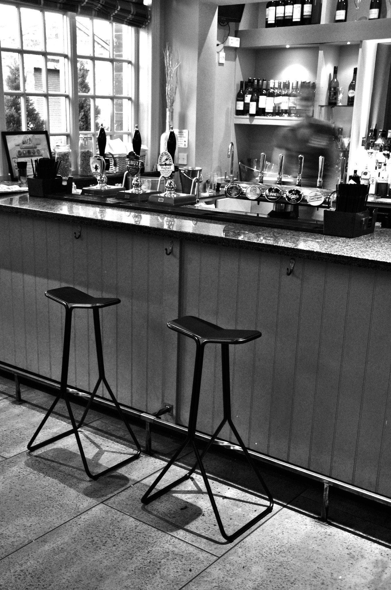 Stem High Stool