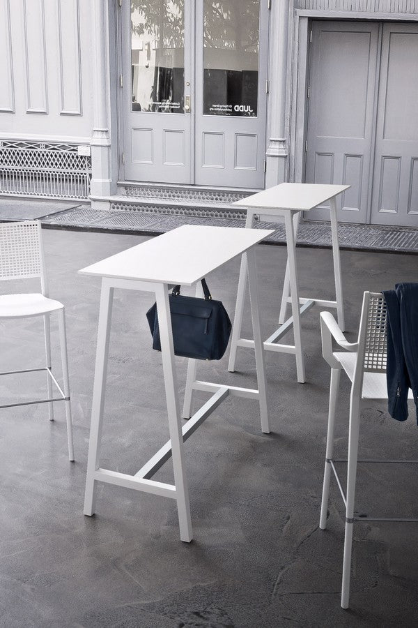 Step Poseur Table