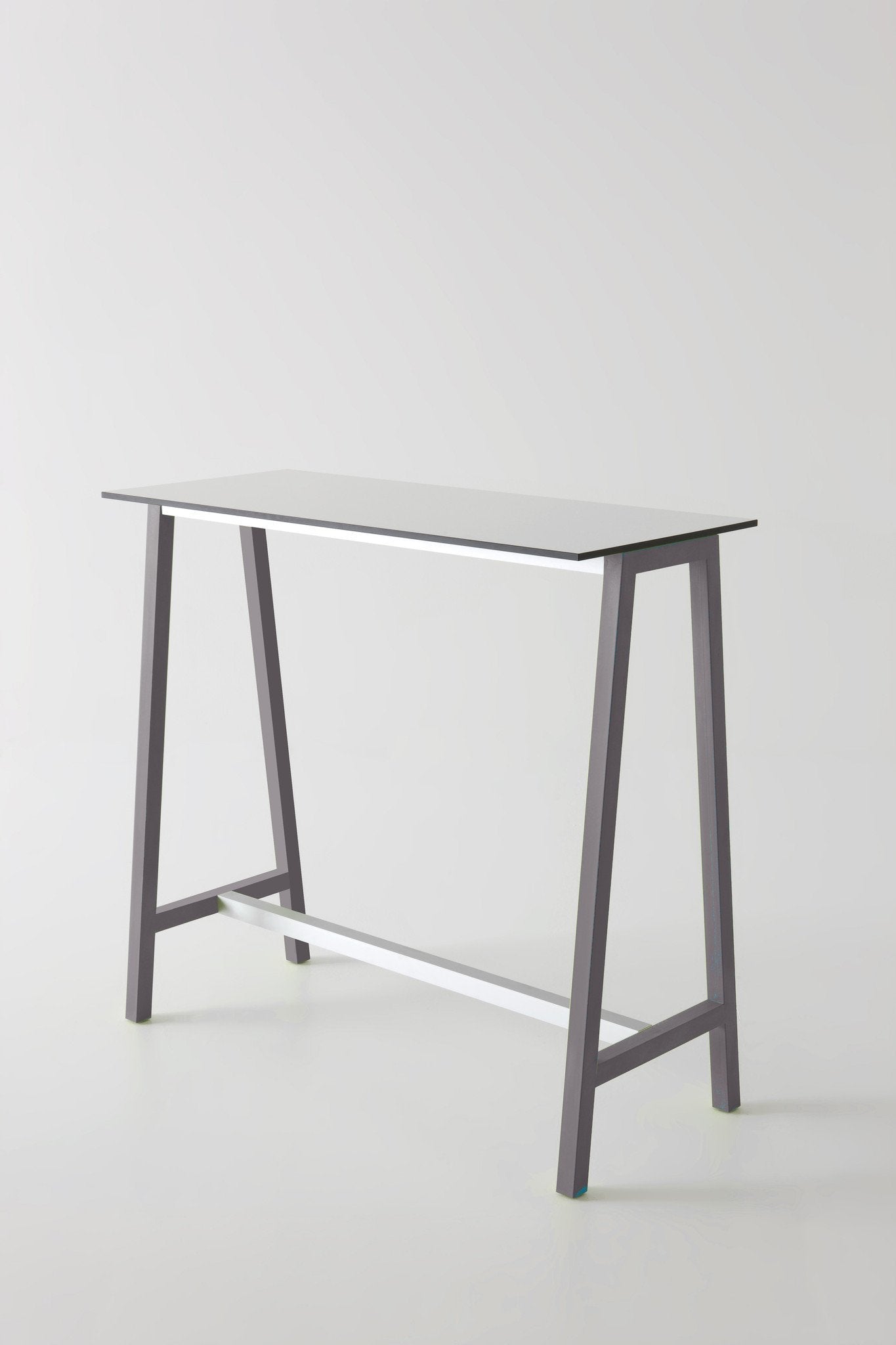 Step Poseur Table
