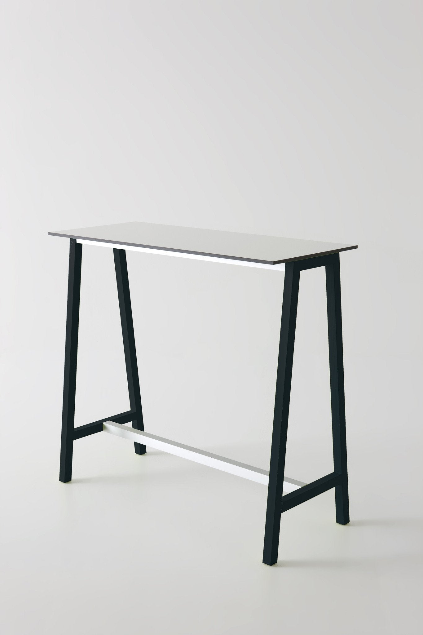 Step Poseur Table