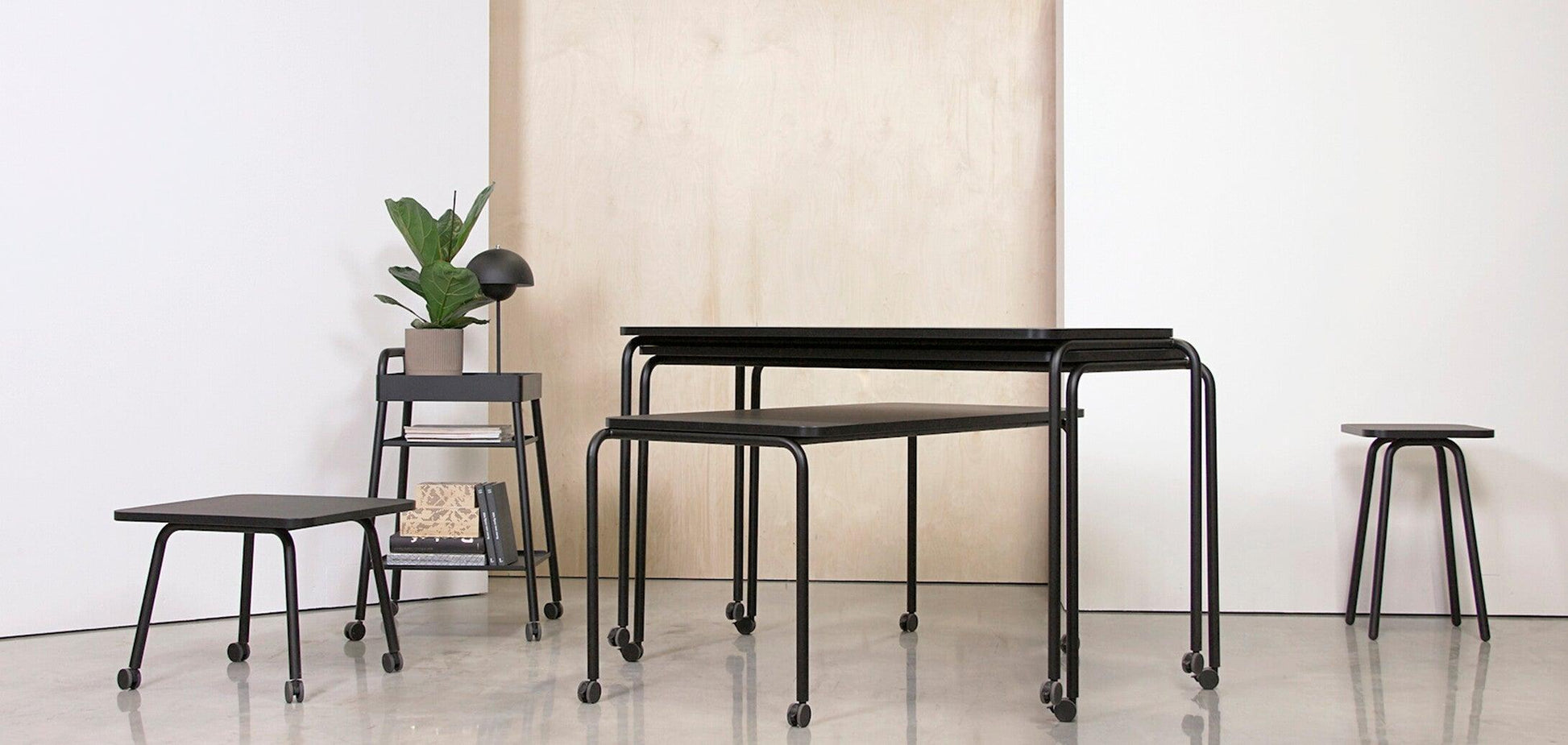Stroll Desk