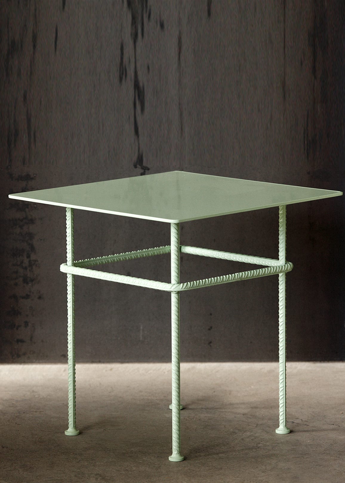 Strong S Coffee Table-Contract Furniture Store for hospitality, leisure & commercial projects