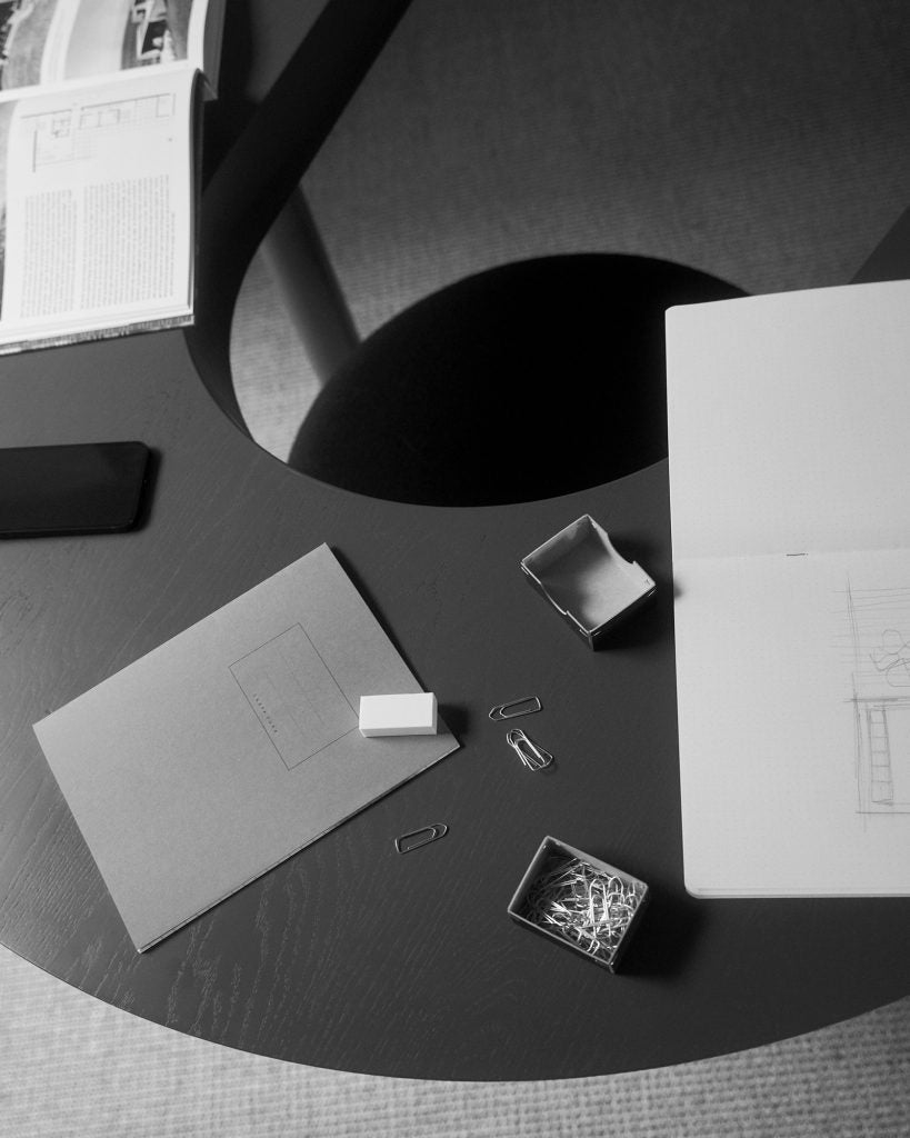 Sui Desk Chair-Contract Furniture Store for hospitality, leisure & commercial projects