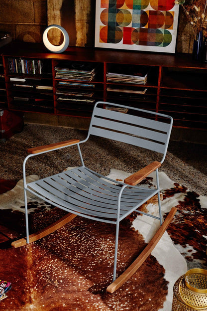 Surprising 1217 Low Armchair