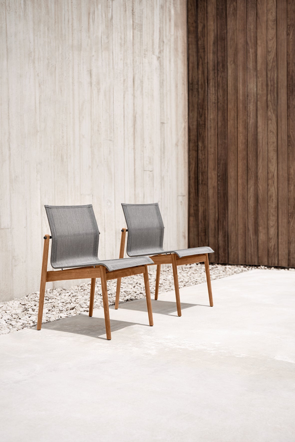 Sway Stacking Dining Chair-Contract Furniture Store for hospitality, leisure & commercial projects