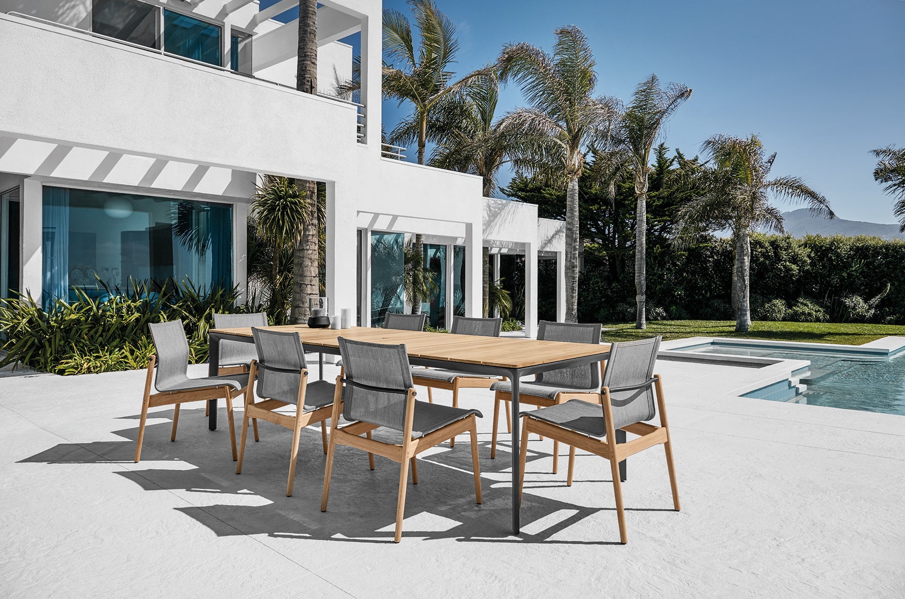 Sway Stacking Dining Chair-Contract Furniture Store for hospitality, leisure & commercial projects