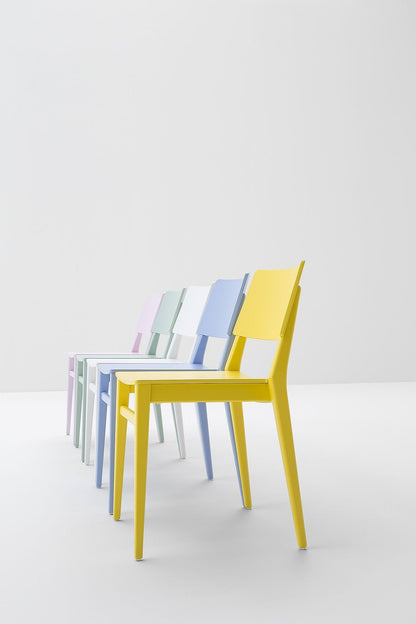 Take 585 Side Chair
