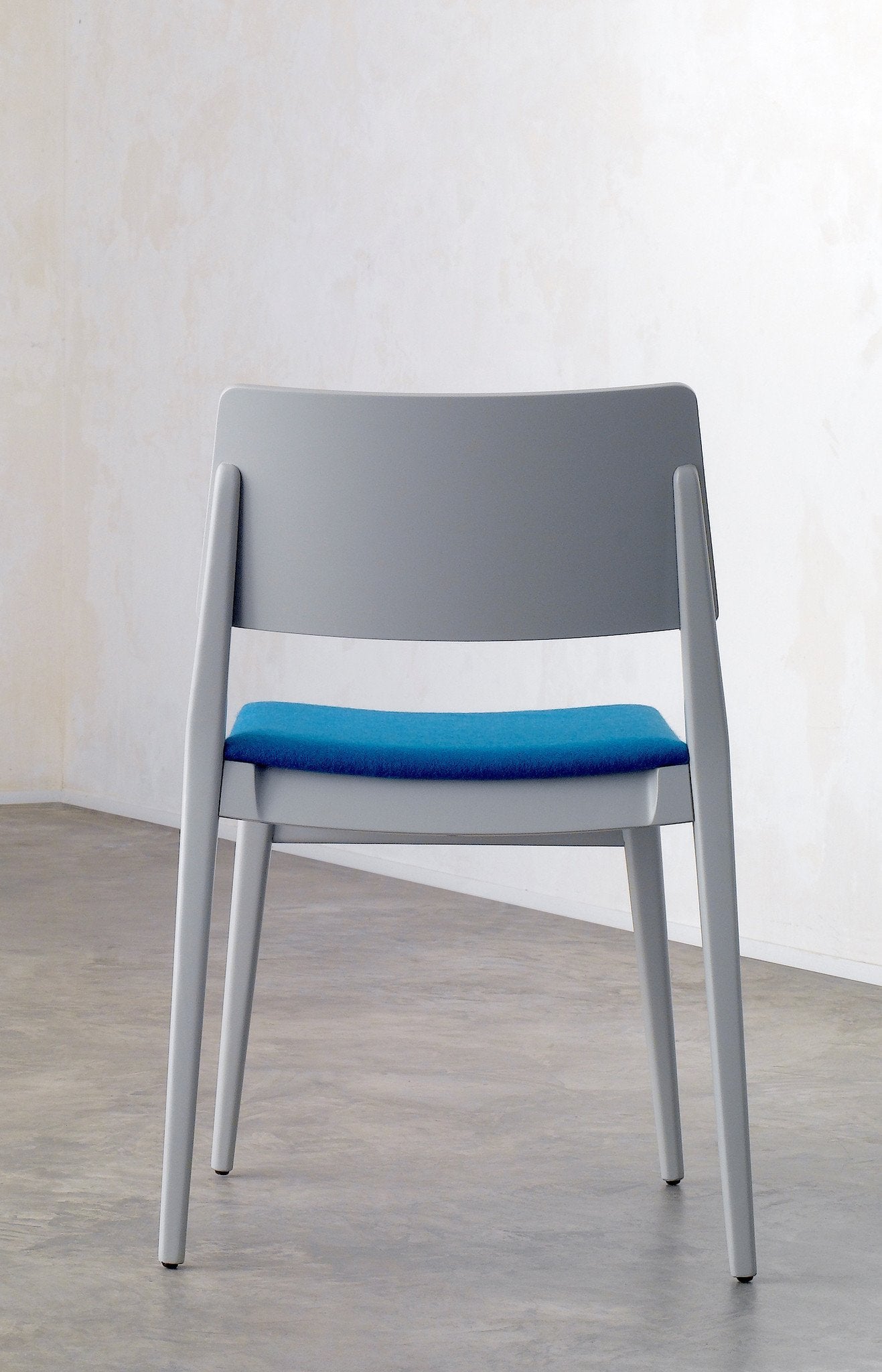 Take 586 Side Chair