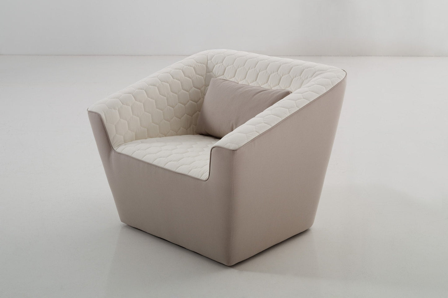 Tea Lounge Chair