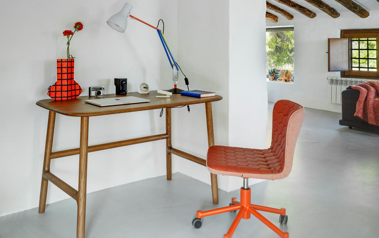 Tea Task Chair