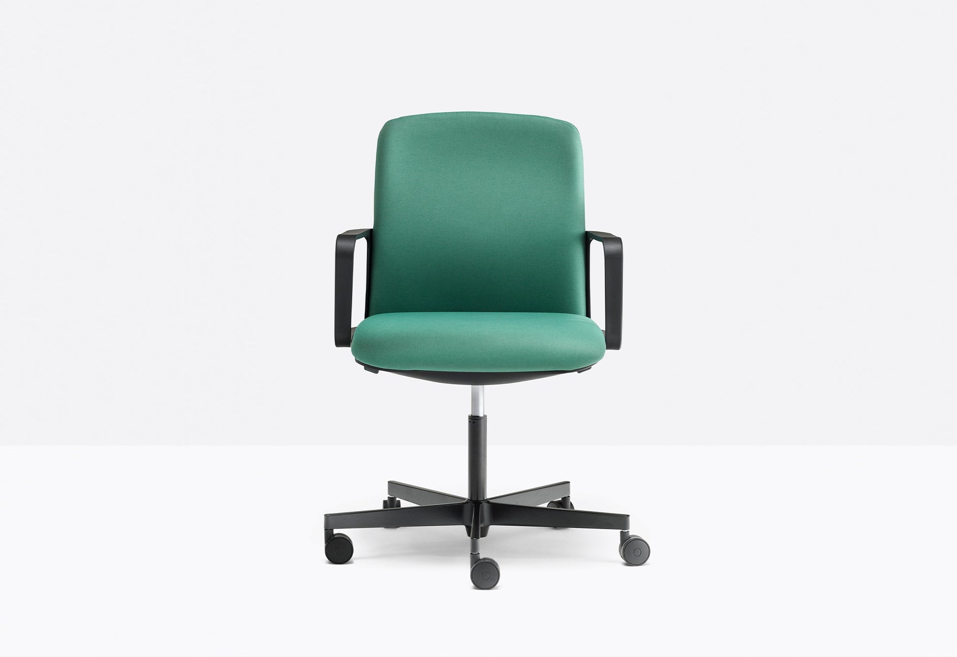 Temps 3766 Executive Armchair-Contract Furniture Store for hospitality, leisure & commercial projects