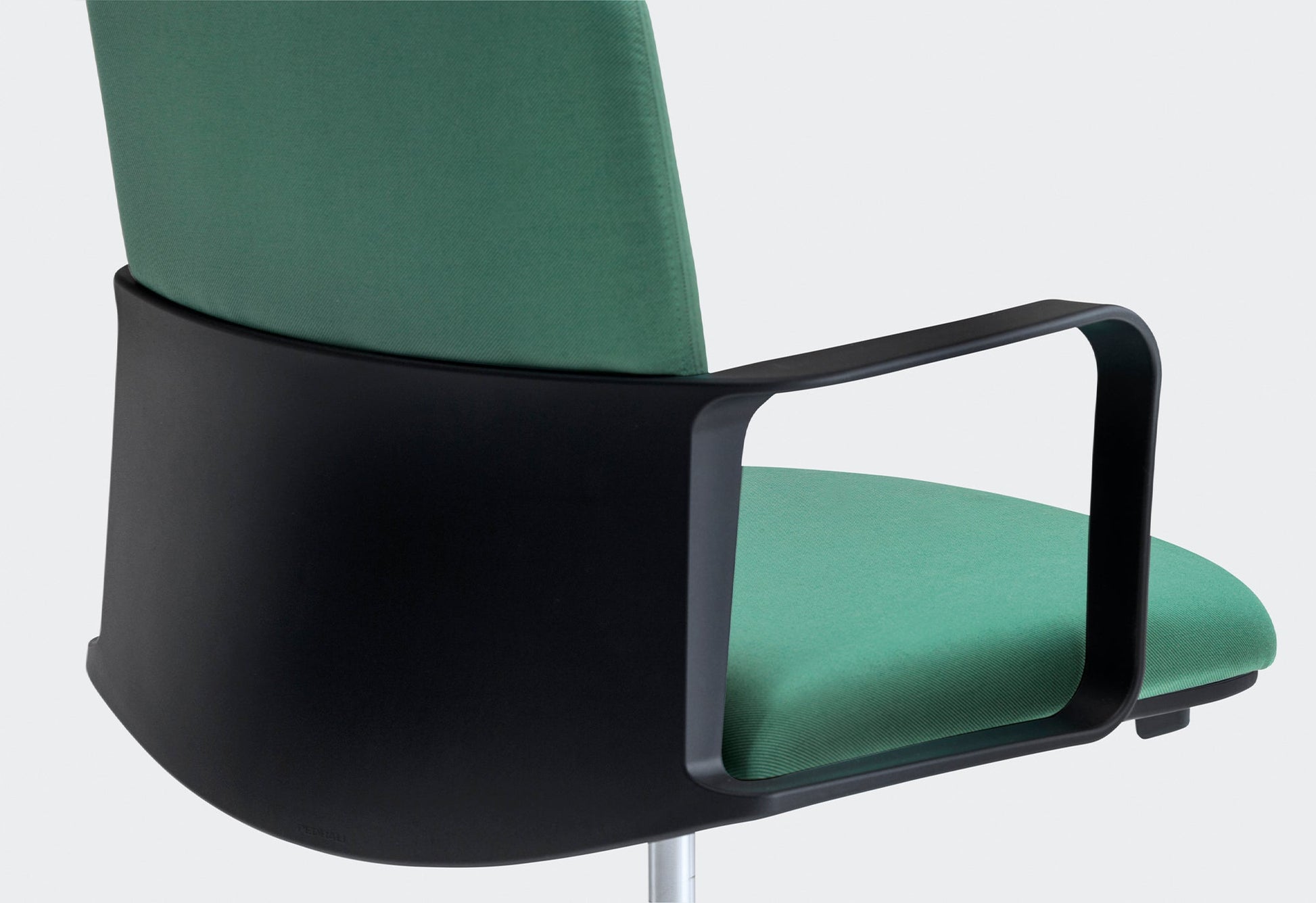 Temps 3766 Executive Armchair-Contract Furniture Store for hospitality, leisure & commercial projects