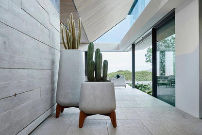 Terra Planter-Contract Furniture Store for hospitality, leisure & commercial projects