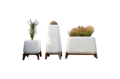 Terra Planter-Contract Furniture Store for hospitality, leisure & commercial projects