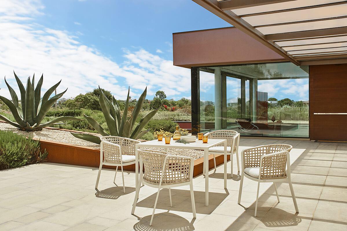 Terramare 720 Dining Table-Contract Furniture Store for hospitality, leisure & commercial projects