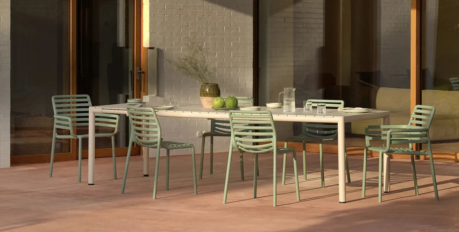 Tevere 210 Extensible Table
