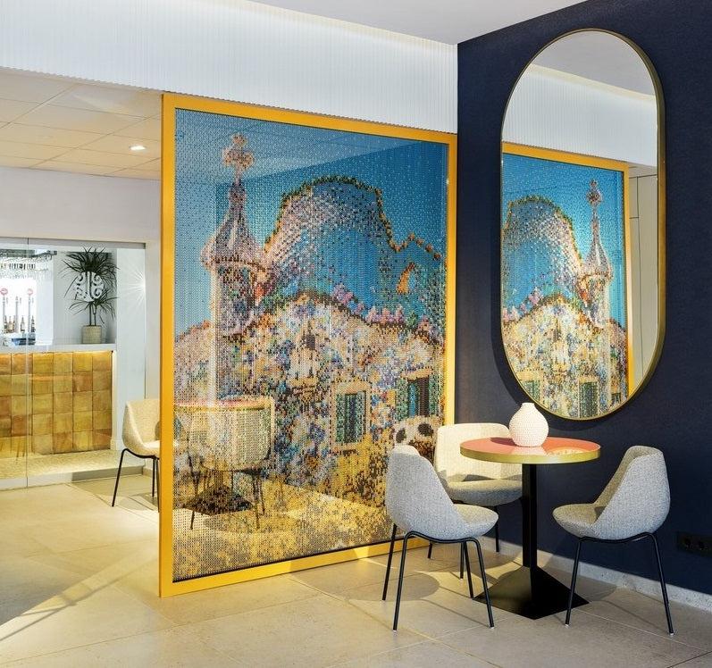 The Frame Room Divider-Contract Furniture Store for hospitality, leisure & commercial projects