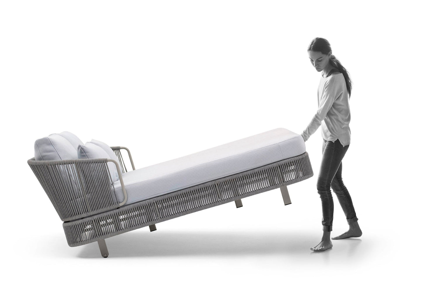 Tibidabo 1420 Day Bed-Contract Furniture Store for hospitality, leisure & commercial projects