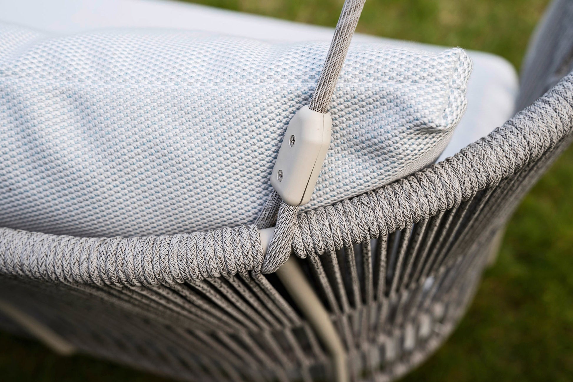 Tibidabo 1421 Nest-Contract Furniture Store for hospitality, leisure & commercial projects