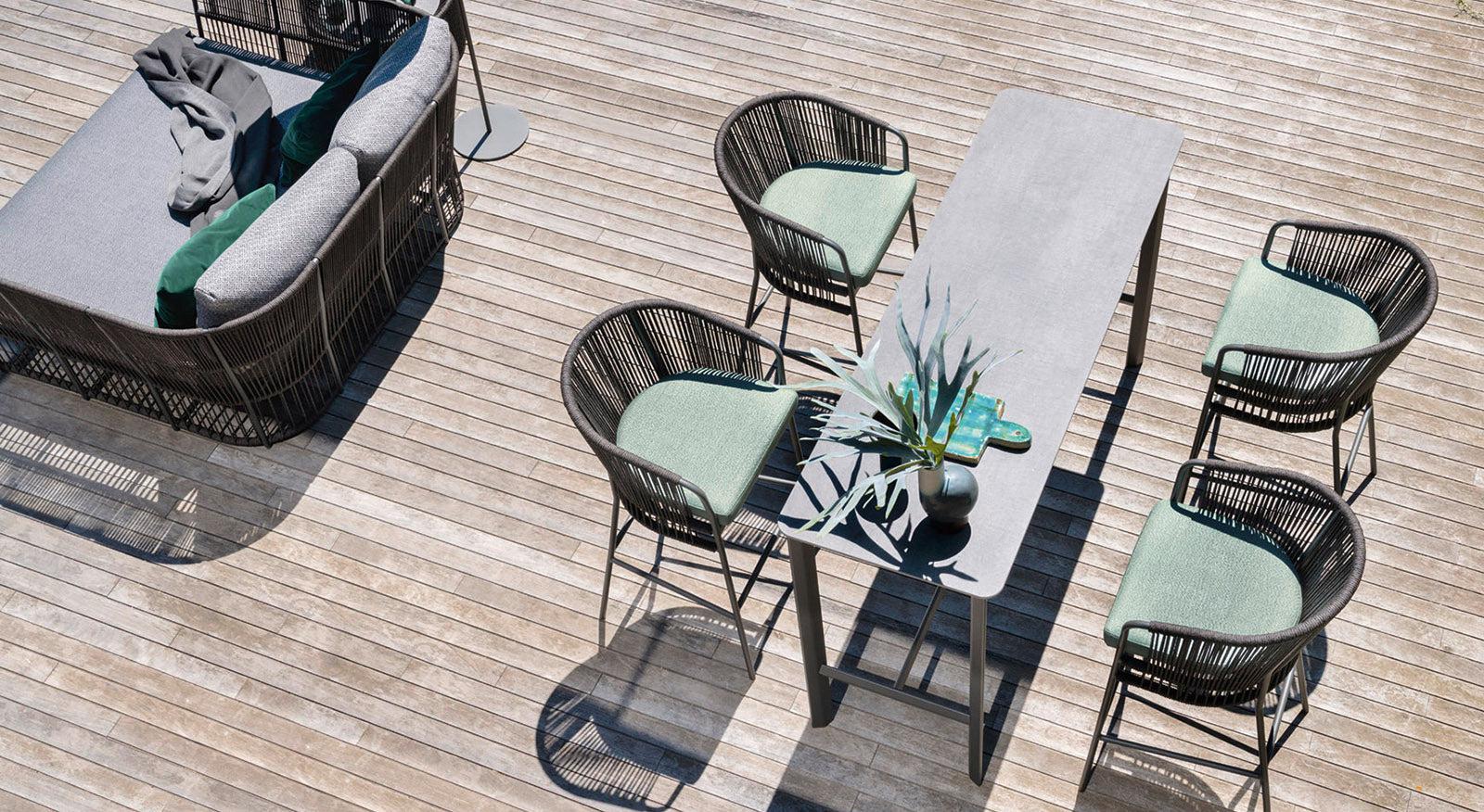 Tibidabo 1440 Daybed Compact-Contract Furniture Store for hospitality, leisure & commercial projects