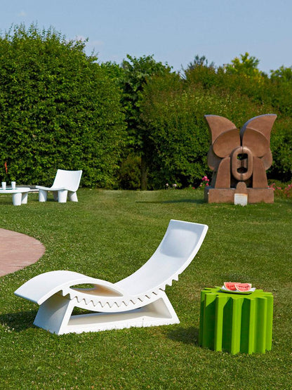 Tic Tac Lounger