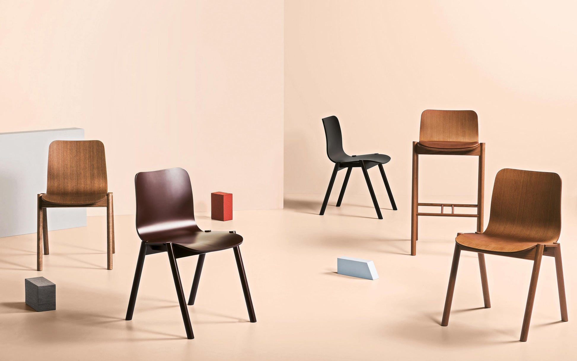 Tipi 1.31.I Side Chair
