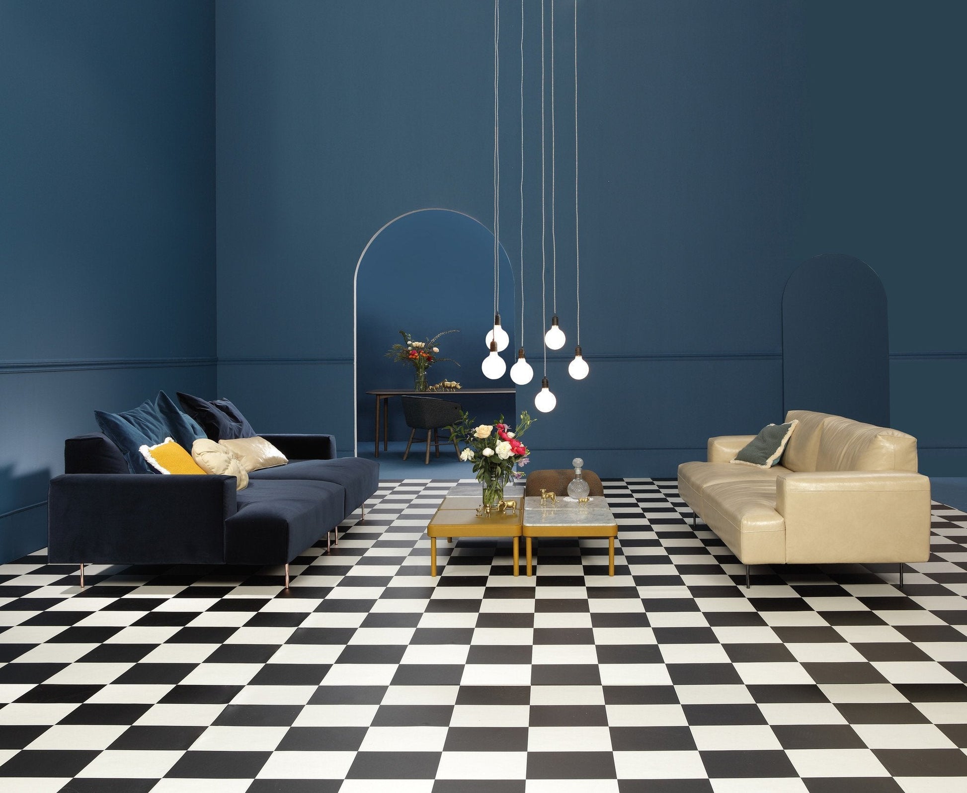 Tiptoe Sofa