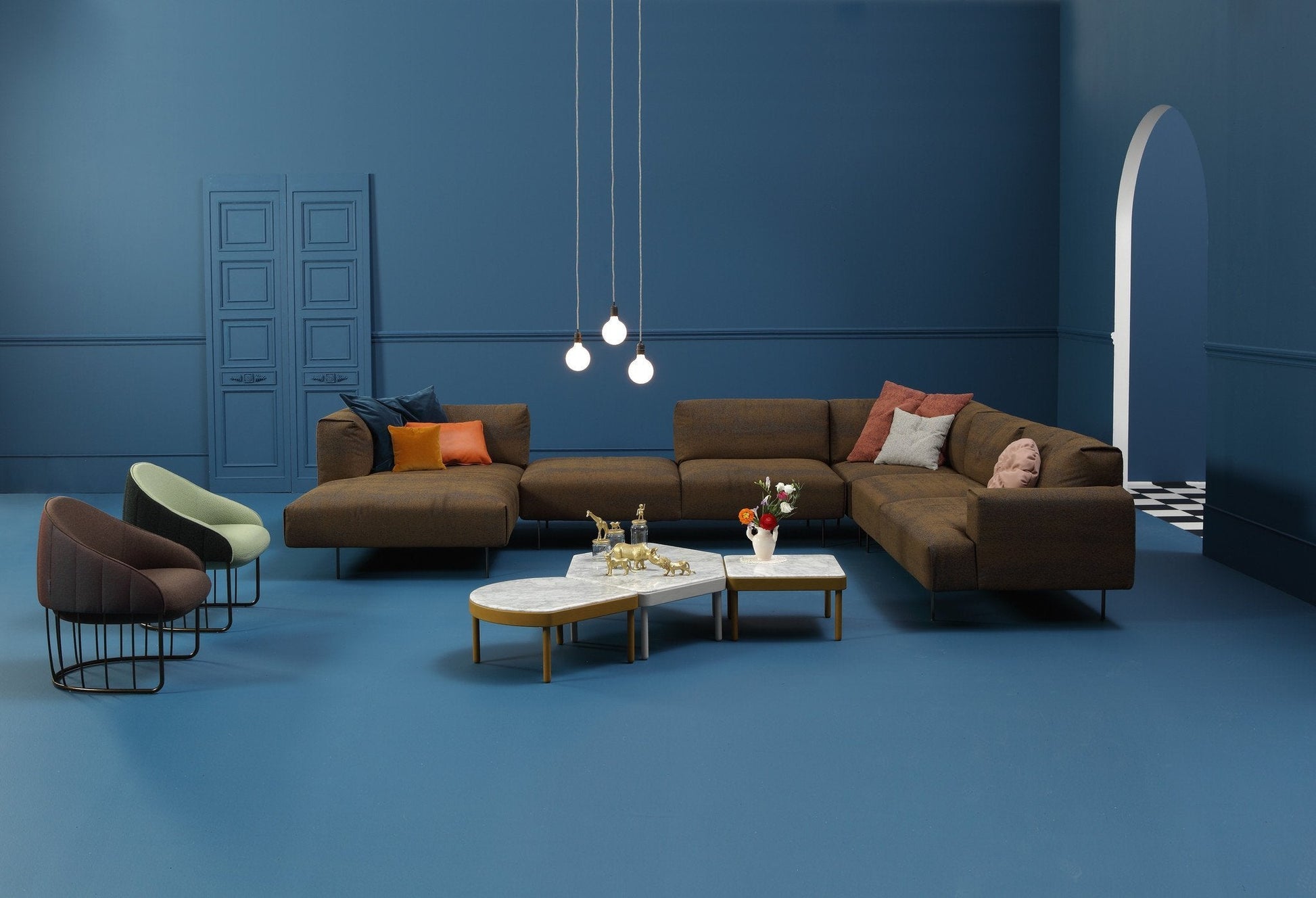 Tiptoe Sofa