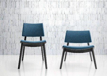 To-Kyo 541 Lounge Chair