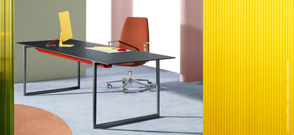 Toa Desk-Contract Furniture Store for hospitality, leisure & commercial projects