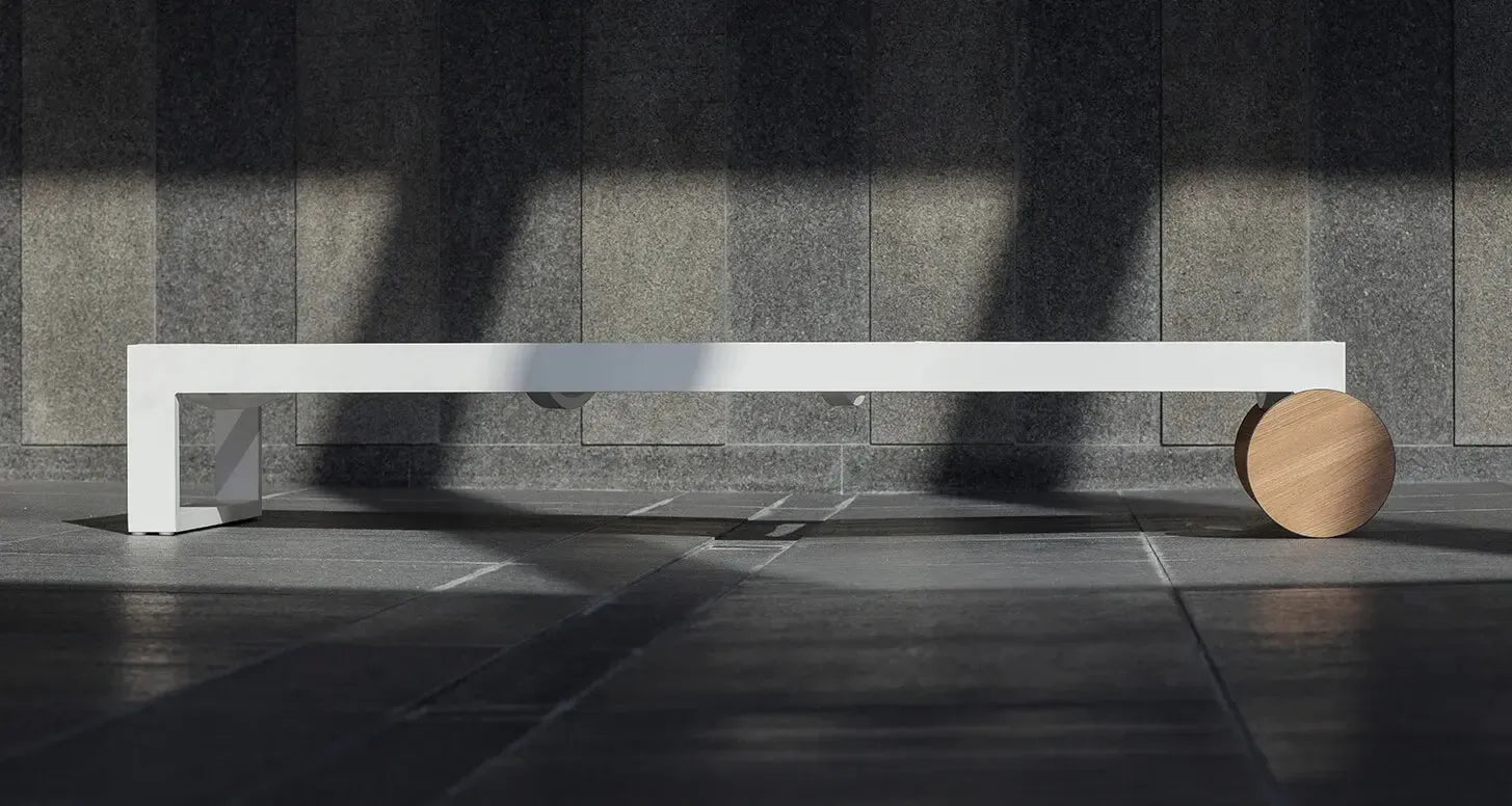 Toscania Lounger-Contract Furniture Store for hospitality, leisure & commercial projects