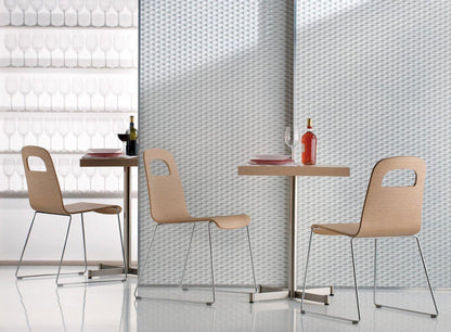 Trend 443 Side Chair