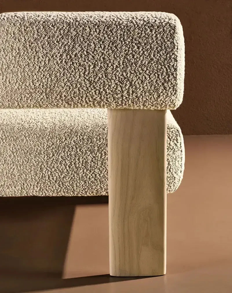 Trine Lounge Chair