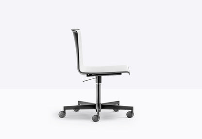 Tweet 891/3 Side Chair