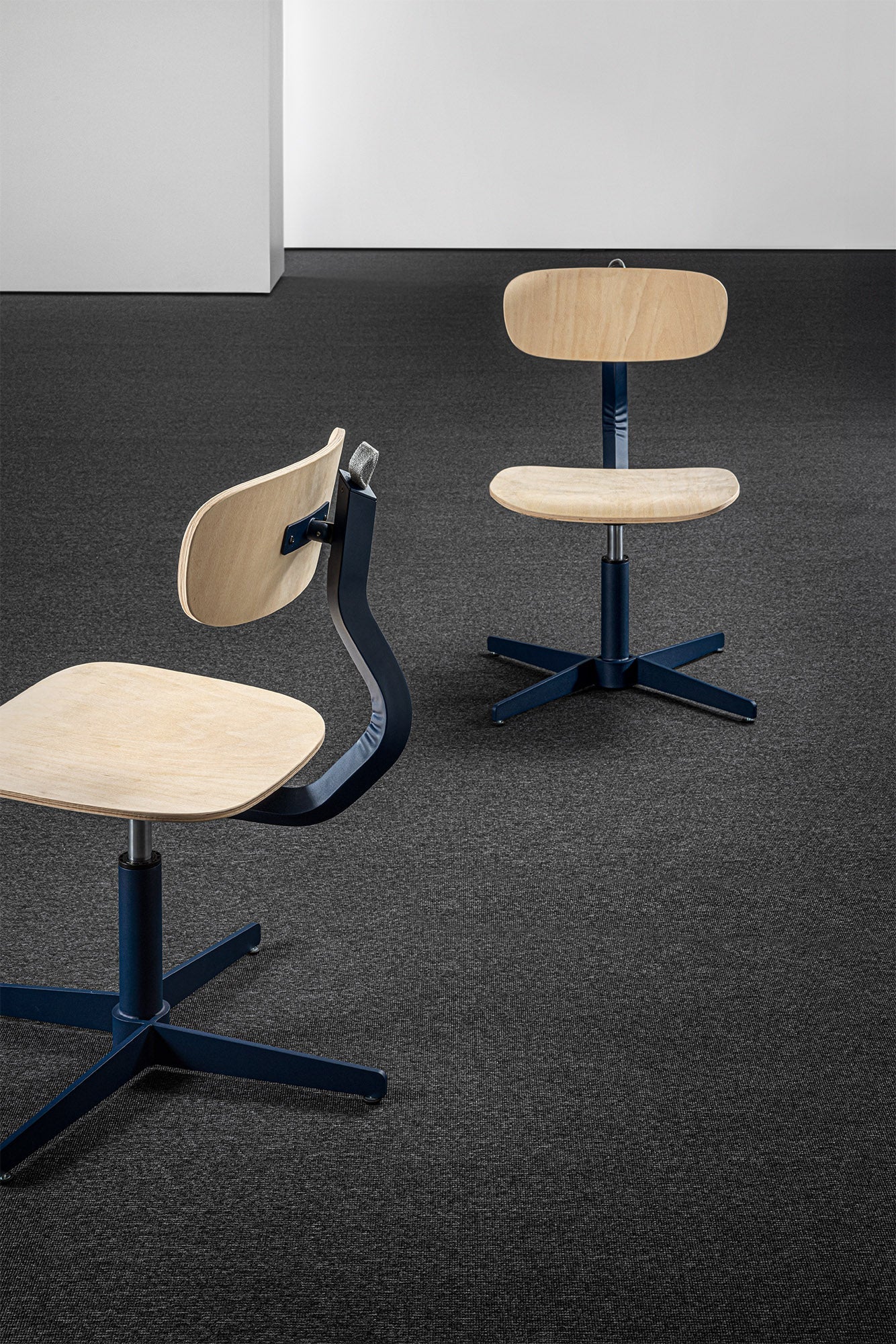 Typo 9100 Side Chair-Contract Furniture Store for hospitality, leisure & commercial projects