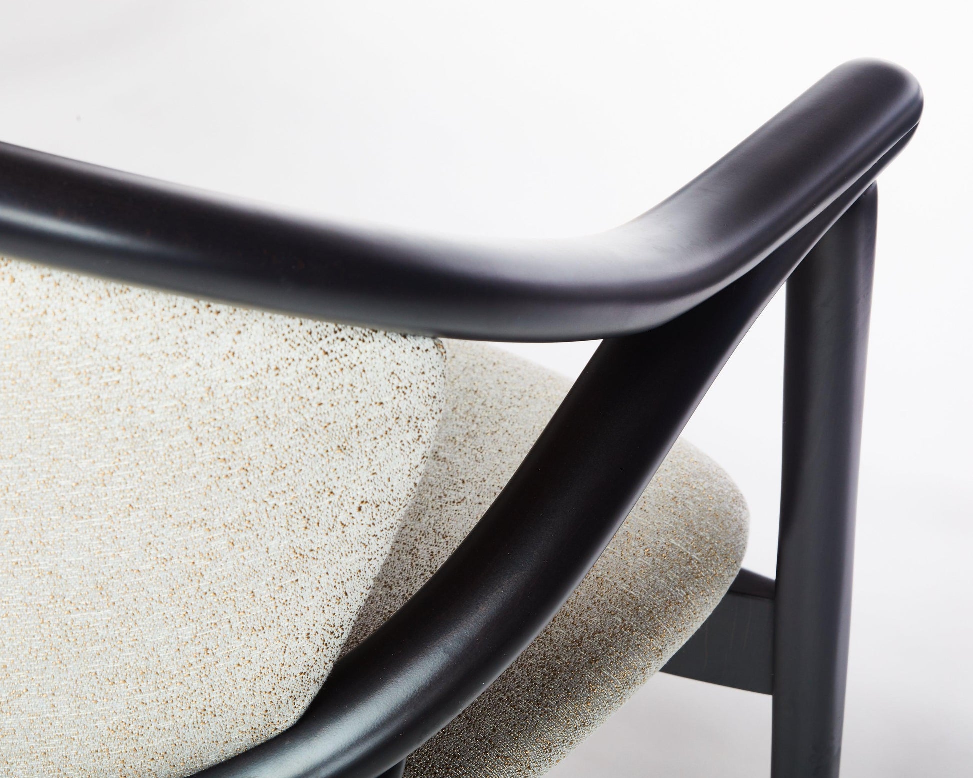 Umami PI Armchair-Contract Furniture Store for hospitality, leisure & commercial projects