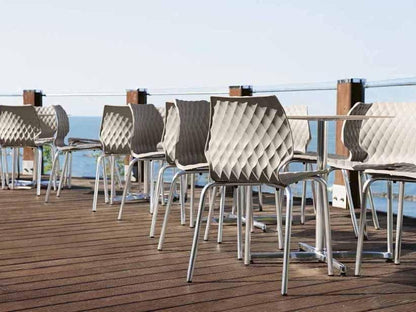 Uni 550 Side Chair