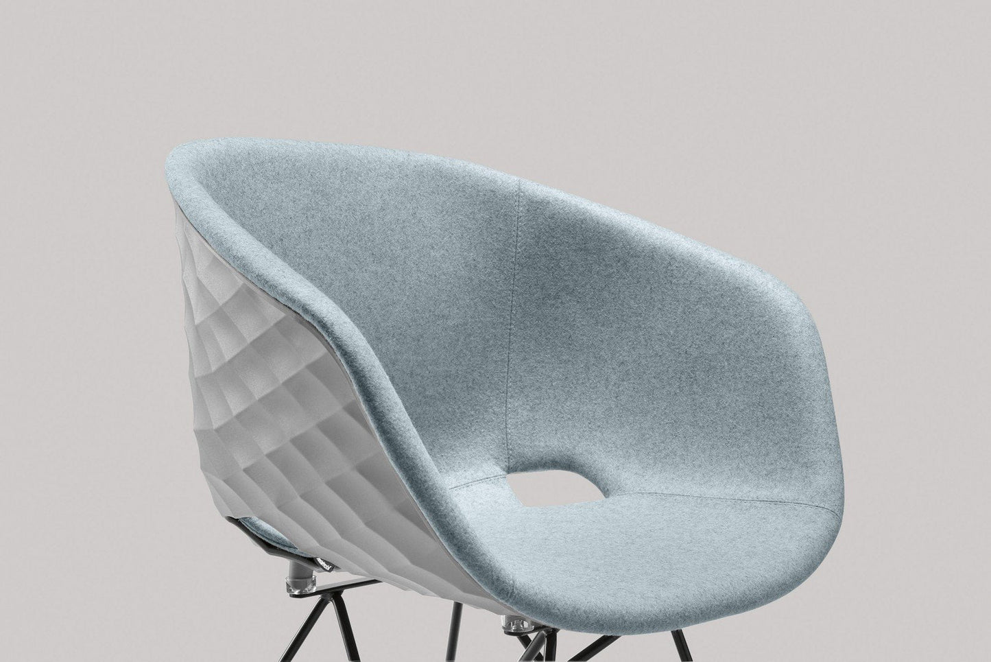 Uni-Ka 596m Armchair