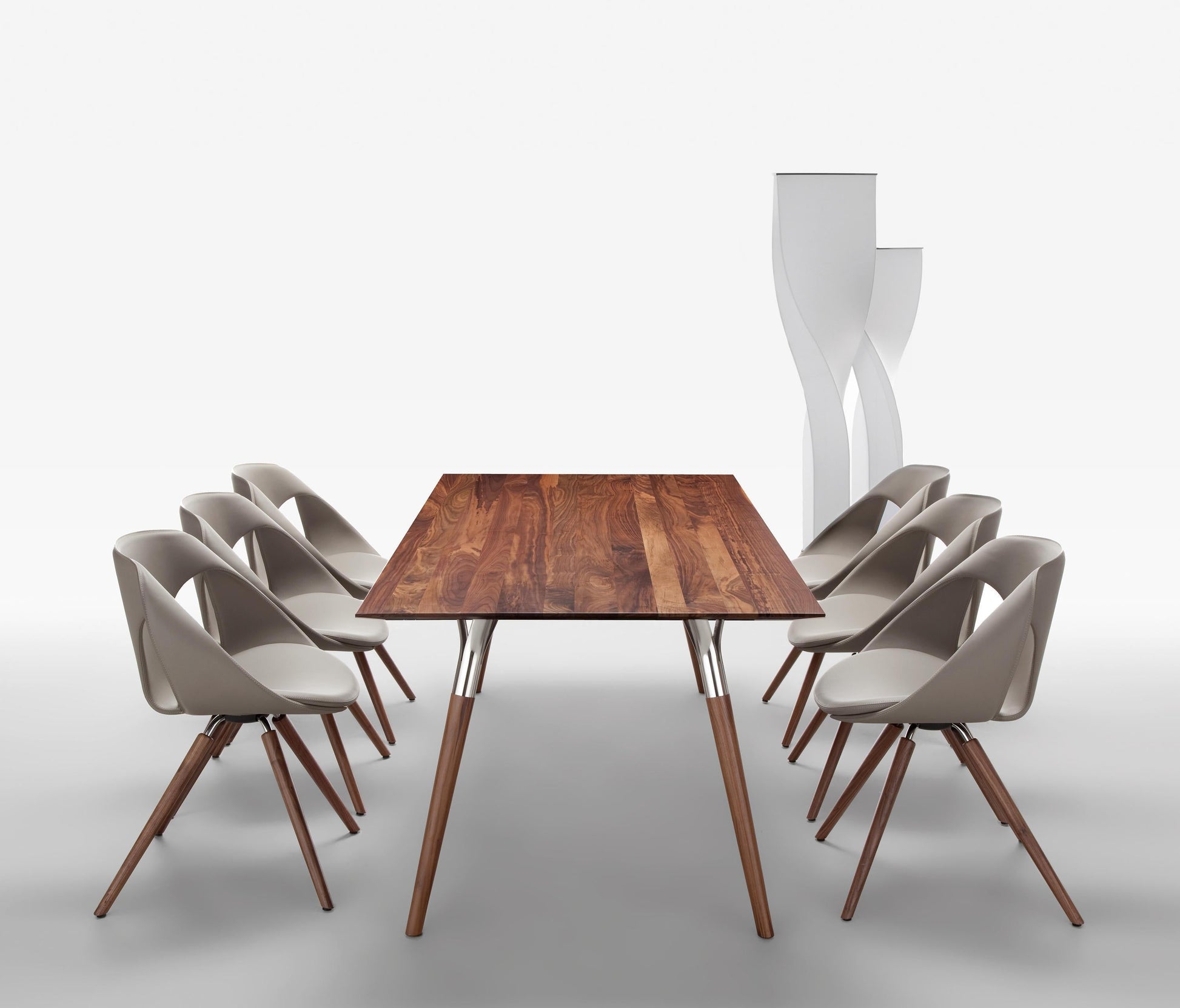 Up 907 Side Chair