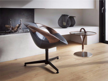 Up 917 Wooden Arms Lounge Chair