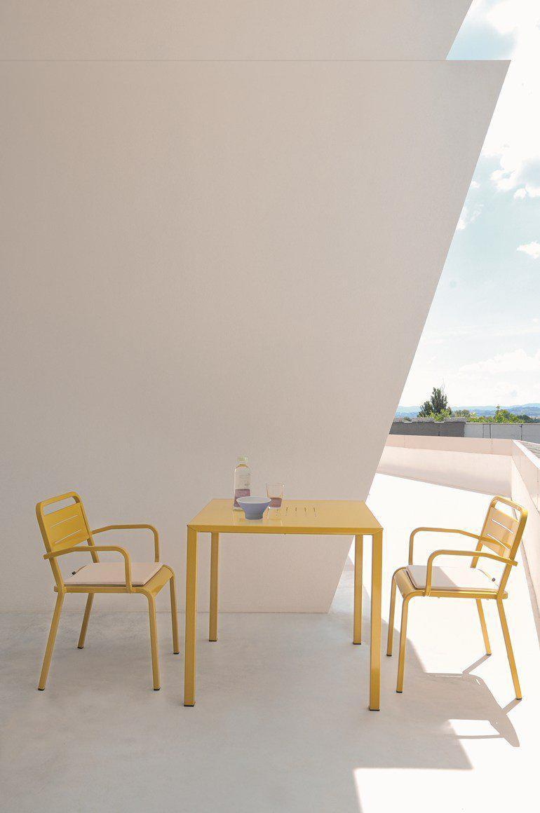 Urban Dining Table