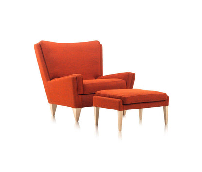 V11 Lounge Chair