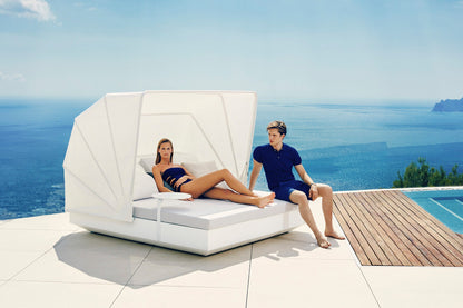Vela Square Folding Canopy Daybed-Contract Furniture Store for hospitality, leisure & commercial projects