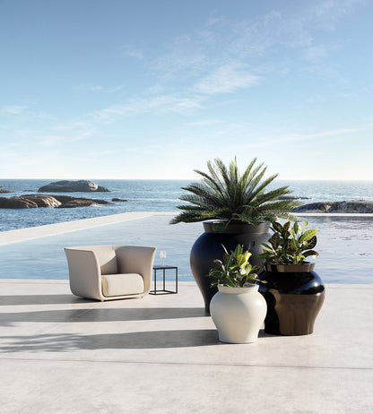 Venus Planters-Contract Furniture Store for hospitality, leisure & commercial projects