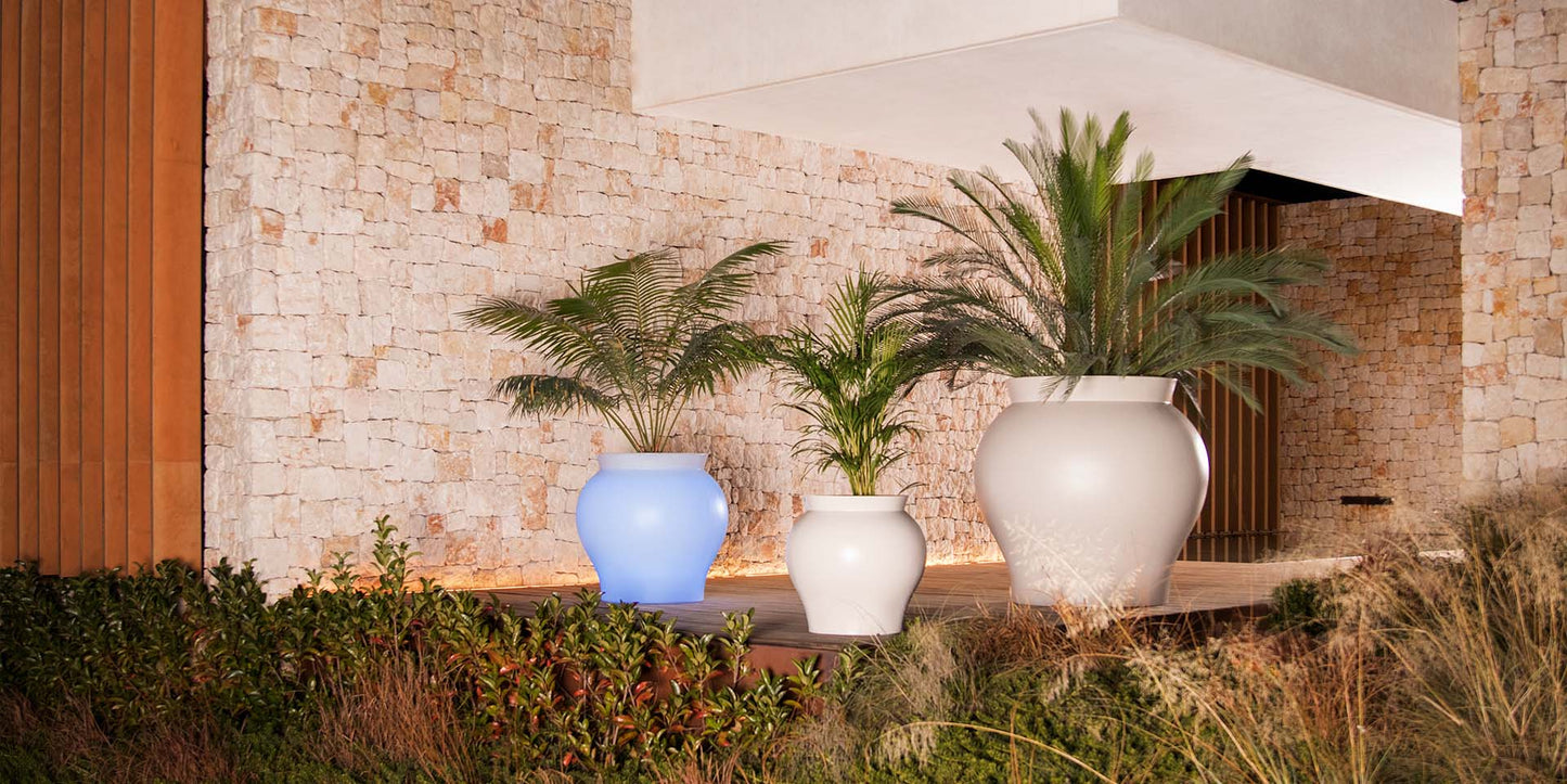 Venus Planters-Contract Furniture Store for hospitality, leisure & commercial projects